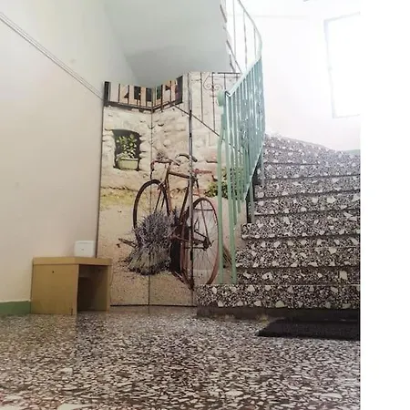 דירה Spacious In Old Town - Private Parking *